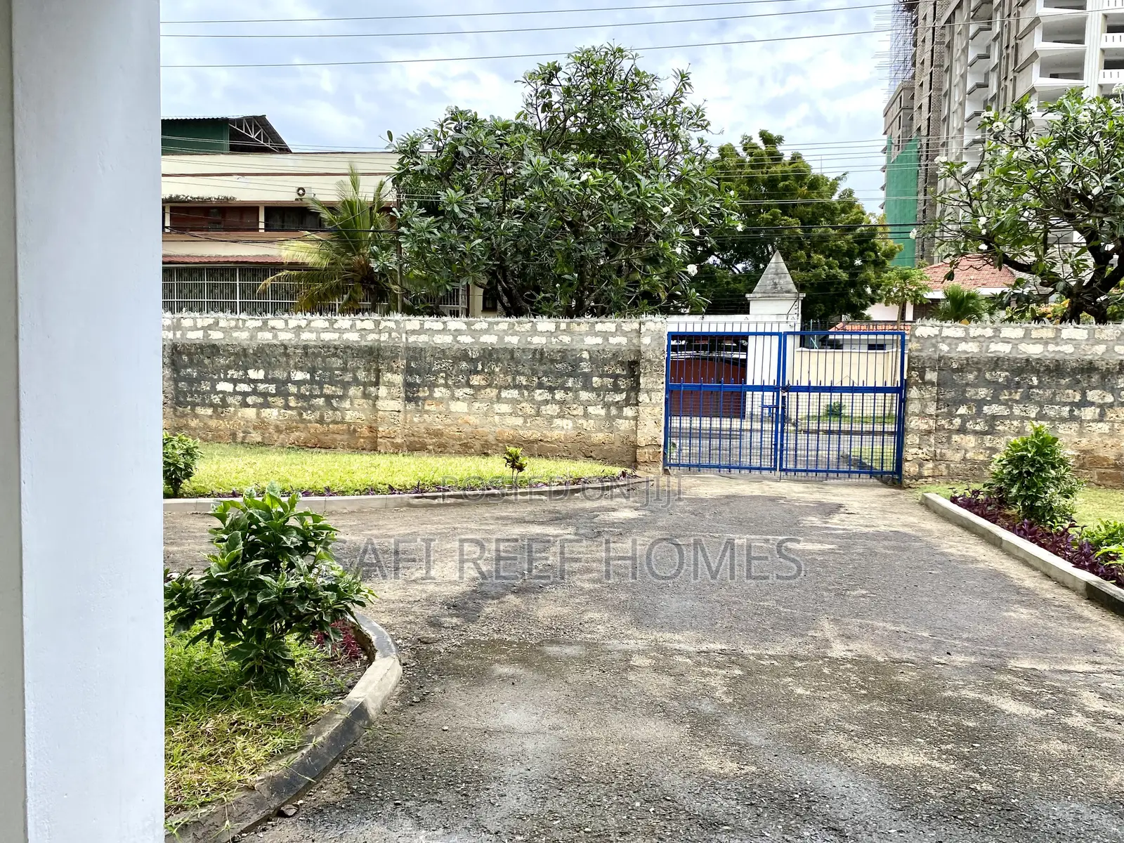 4bdrm Maisonette in Kizingo for sale
