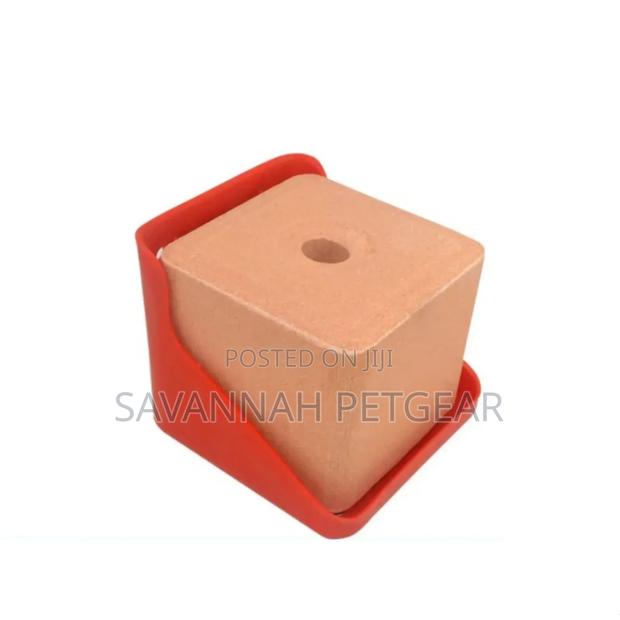Red Salt Block Holders for Cattle Sheep Licking Salt Block - thumbnail 3