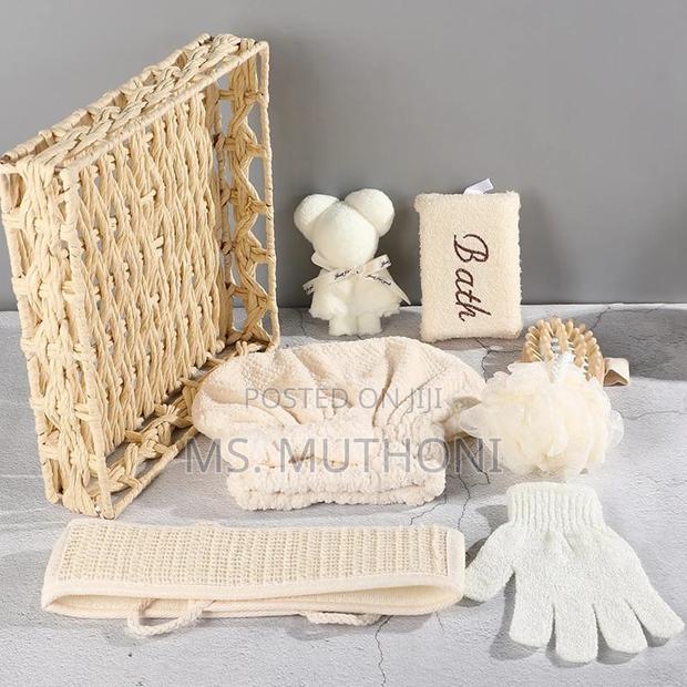 Women's Spa Gift Hamper - - thumbnail 3