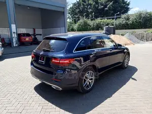 Mercedes-Benz GLC-Class 2016 Blue