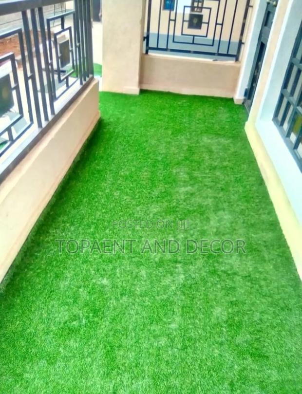 Realistic Look for Balcony Artificial Grass Carpet