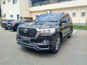 Toyota Land Cruiser 4.6 V8 AX 2012 Black