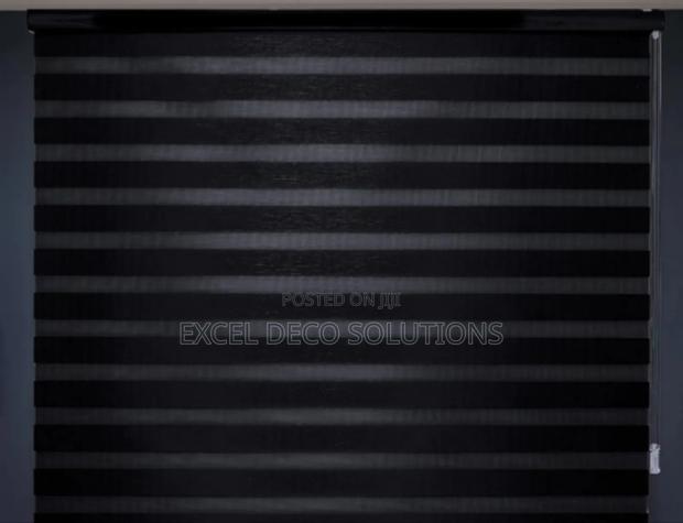 “Stripe Up Your Space!” With Horizontal Zebra Blinds