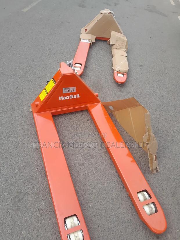 Brand New Hand Pallet - thumbnail 3