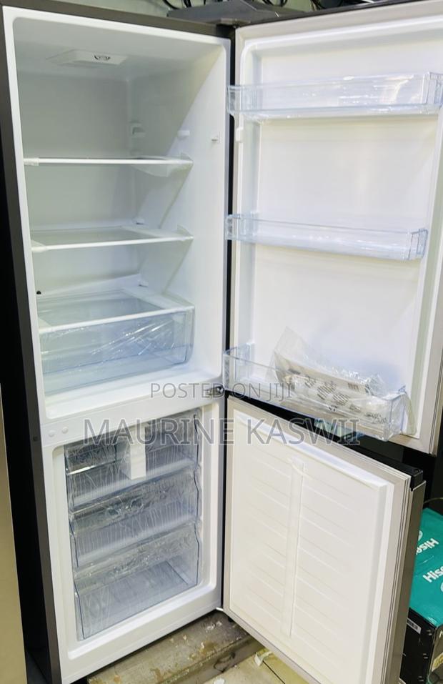 Hisense Bottom Freezer Refridgerator 230l —Ref 226dr - main view