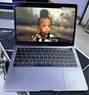 Laptop Apple MacBook Pro 2019 8GB Intel Core i5 SSD 512GB