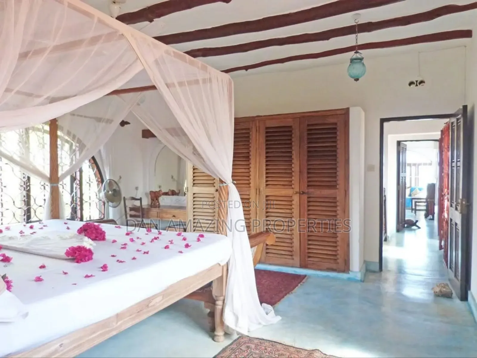 Furnished 5bdrm Villa in Paparemo On 1 Acre, Watamu for sale