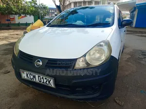 Nissan Advan 2009 White