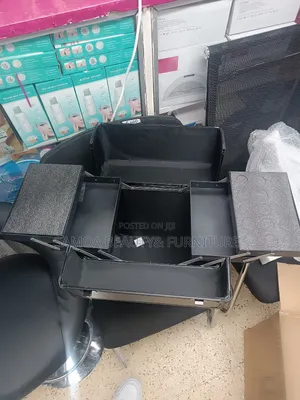 Make-Up Organizer