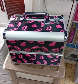 Make Up Box - main view