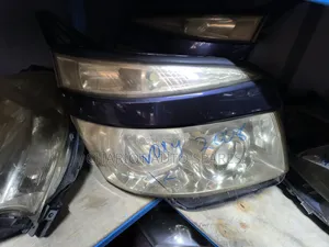 Toyota Voxy 2008 Ex Japan Non Xenon Headlight