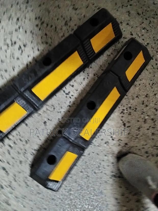 Rubber Parking Wheel Car Stopper