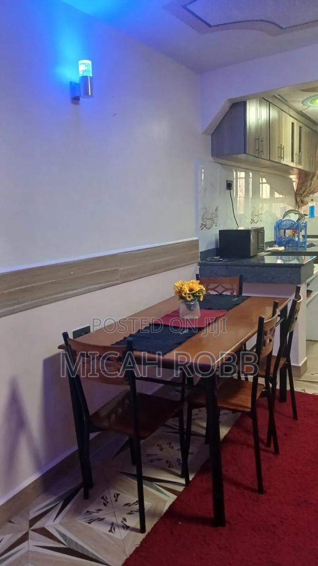 Air BNB Suit - thumbnail 6