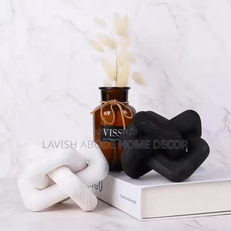 Wooden Knot Decor, 3-Link Wood Chain Link Decor Black, White and Brown