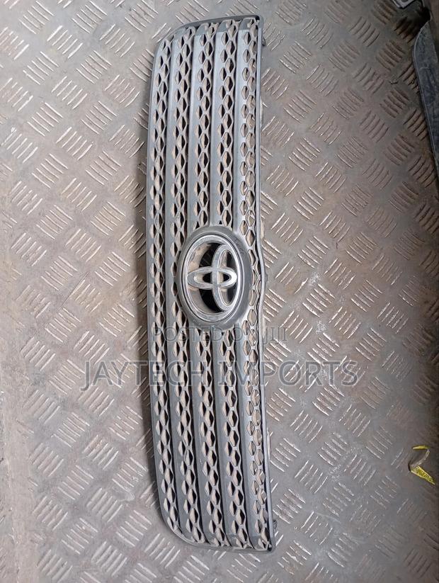 Toyota Succed Grill - thumbnail 2