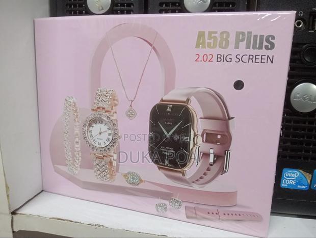 Smart Watch A58 Plus Gift Set
7 in 1 - thumbnail 3