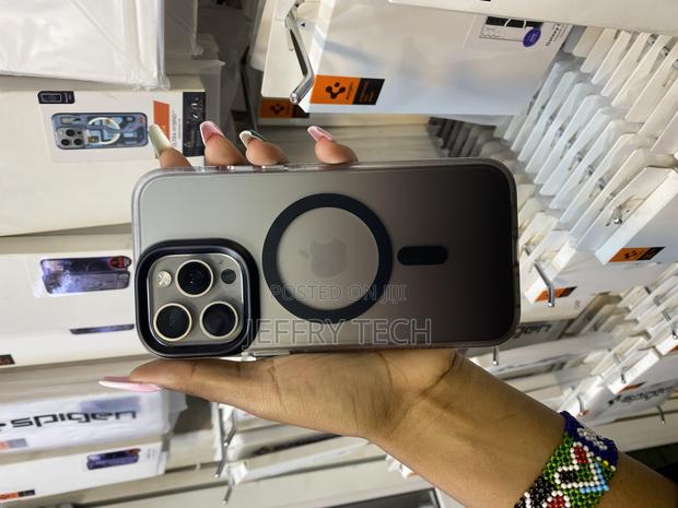 Zerty Apple iPhone 16 Pro Max Clear Case With Magsafe ​ - thumbnail 2