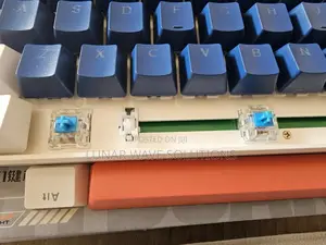 60% Nlue and White Mechanical Keyboard With Red Switches Wired