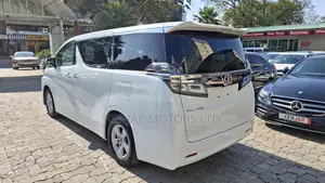 Toyota Vellfire 2018 White