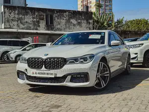 BMW 740 2018 Pearl