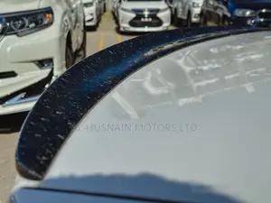 BMW 740 2018 Pearl