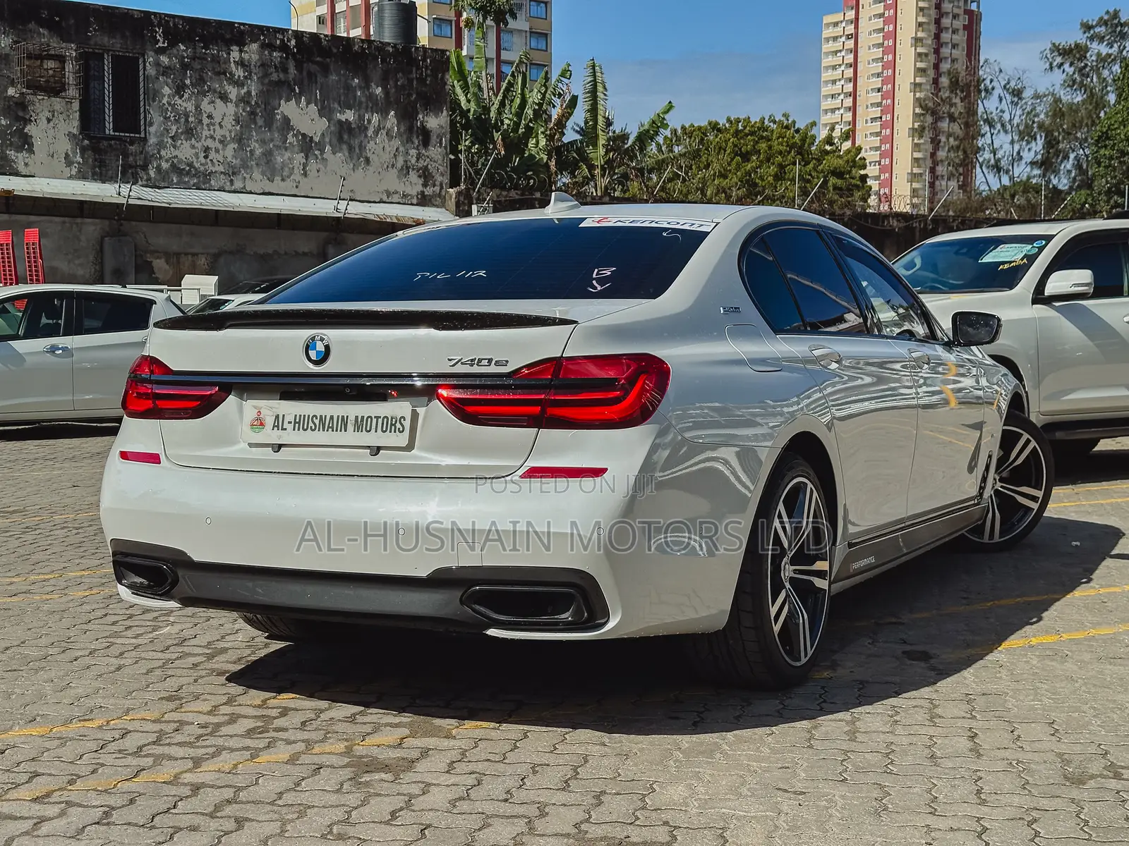 BMW 740 2018 Pearl