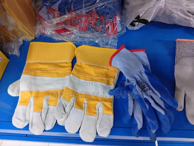High Quality Safety Gloves - main view