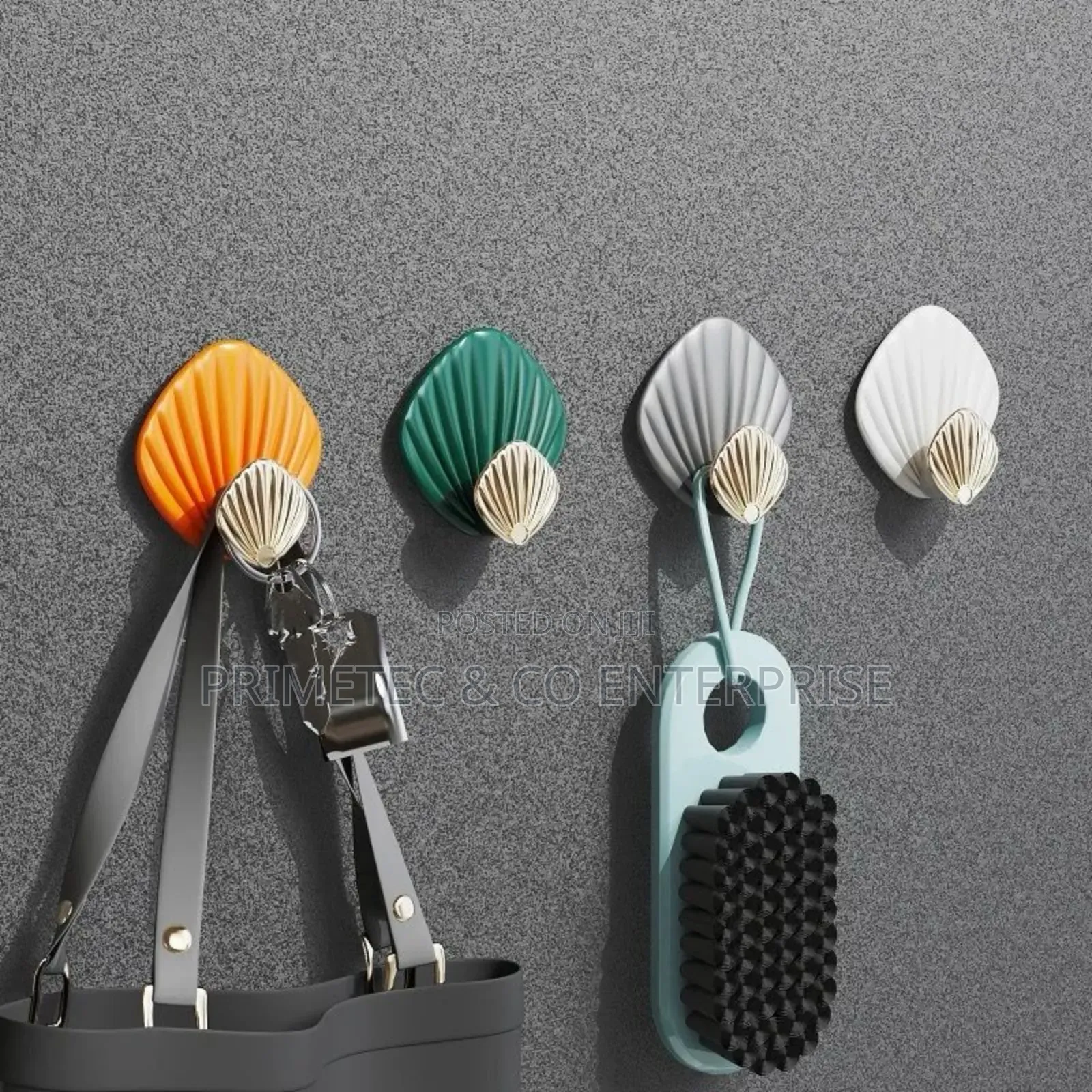 4pcs Creative Shell Shape Wall Hanging Hook Punch.