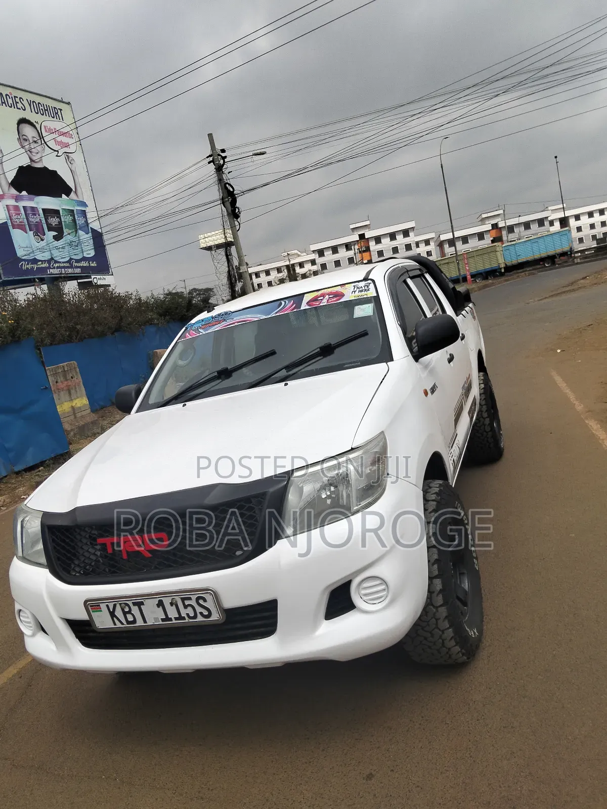 Toyota Hilux 2.5 D-4D SRX 2012 Off white