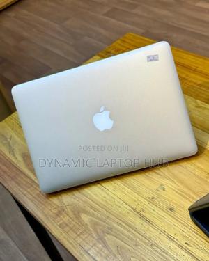 Laptop Apple MacBook Pro 16GB Intel Core I7 SSD 256GB - thumbnail 2