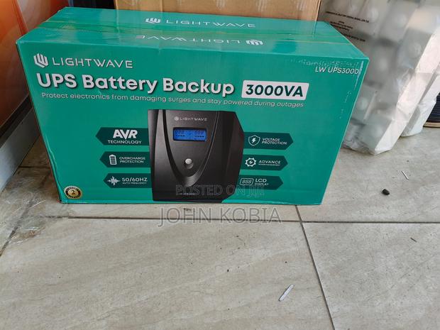 Lightwave Ups Battery Backup 3000va