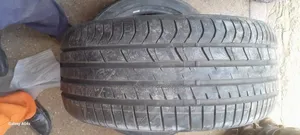 255 45r19 Goodard