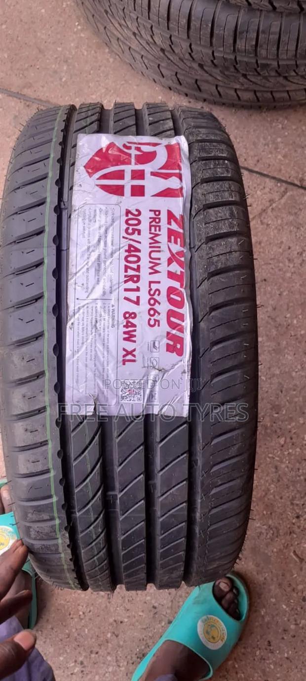 205 40r17 Zextour
