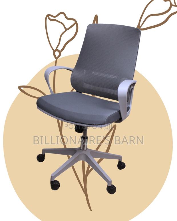 Grey Ergonomic Mesh Office Chair | Breathable Adjustable Height - thumbnail 4