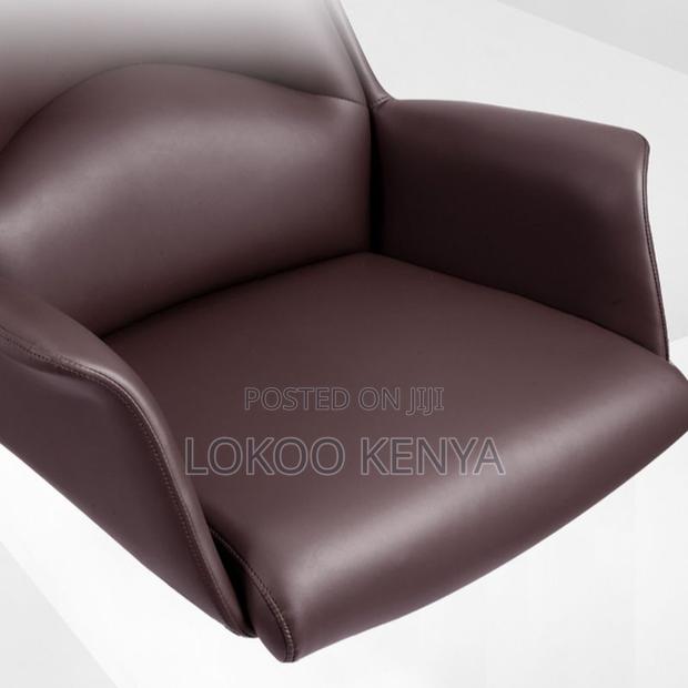 Office Chair : Black Leather Swivel Workstation Chair - thumbnail 3
