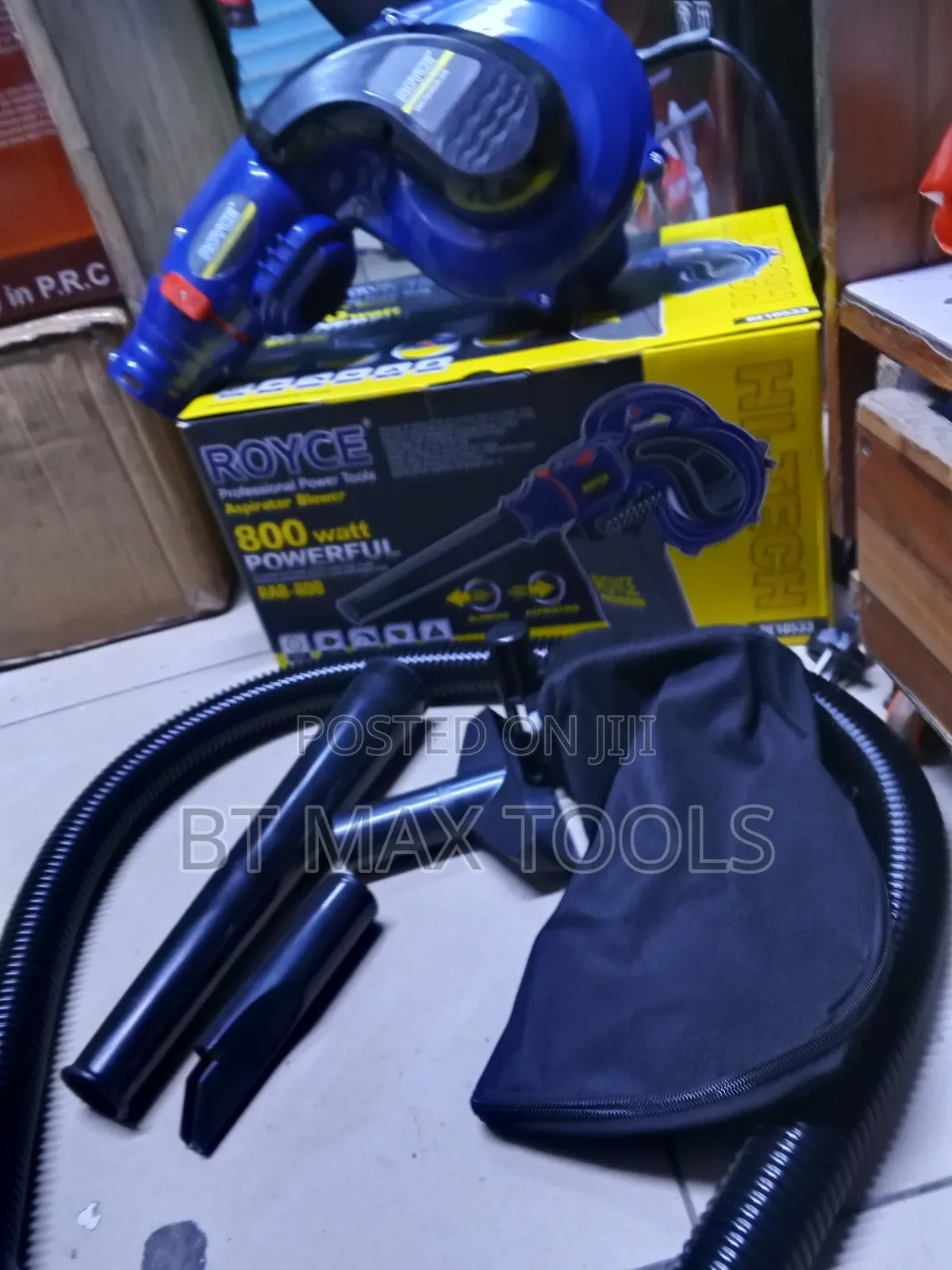 800w Royce Blower
