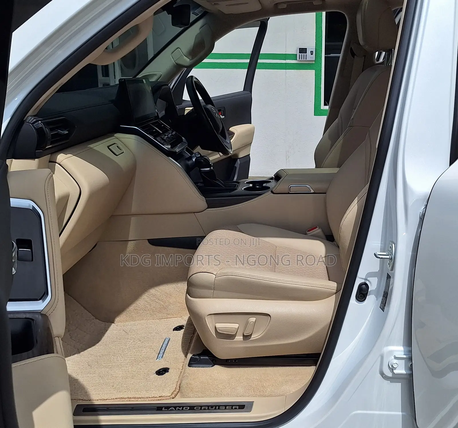 Toyota Land Cruiser 2021 Pearl