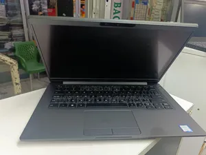 Laptop Dell Latitude 7400 16GB Intel Core I7 SSD 256GB