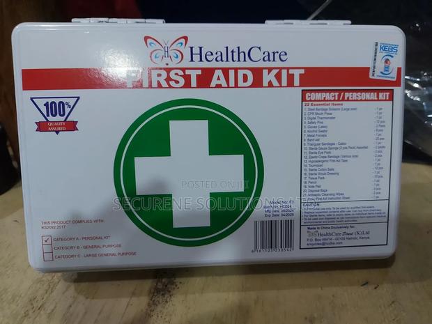 Healthcare First Aid Kit,Compact / Personal Kit". - thumbnail 4