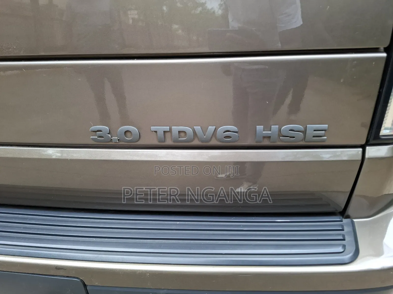 Land Rover Discovery 2011 Gold