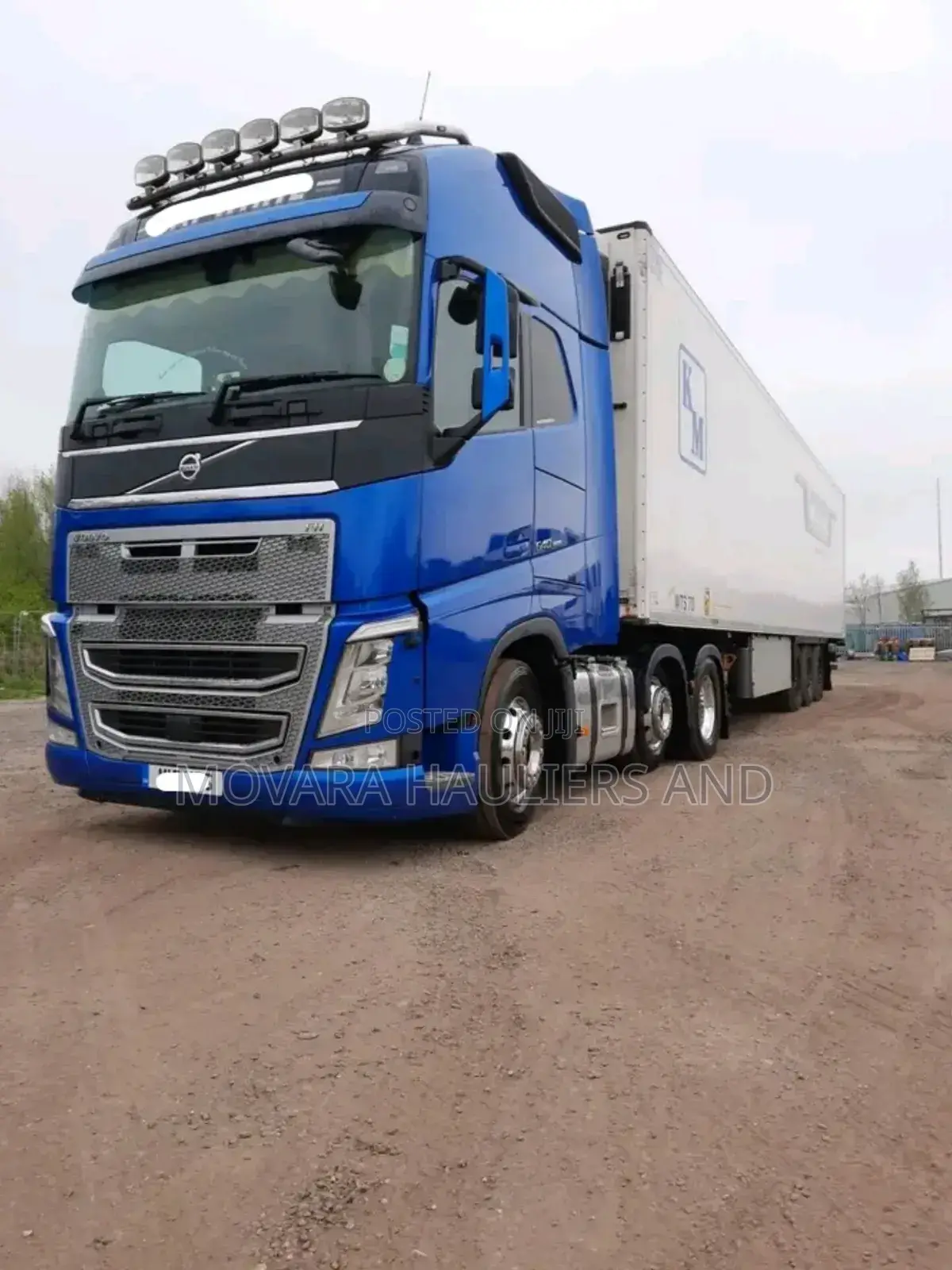 Load Delivery, Goods Services,Cargo Transport Are Available