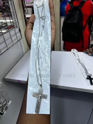 Men Chains Available