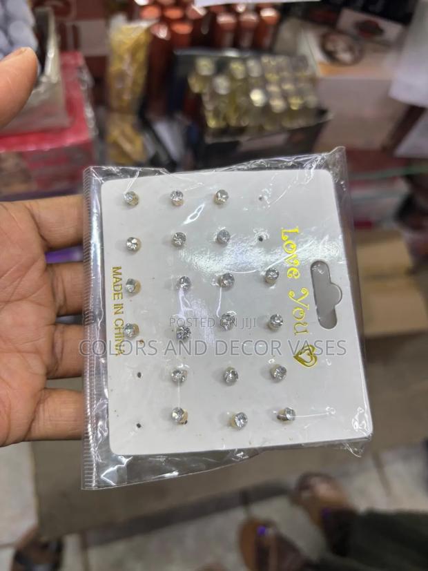 Men Earings Silver and Black - thumbnail 3