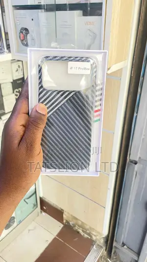 iPhone 17 Pro Max Cases Cover