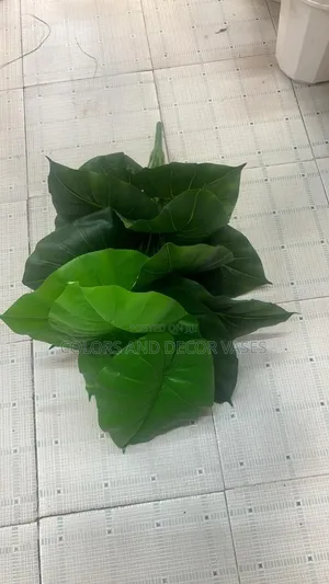 Plain Green 70cm 18leaves Plant