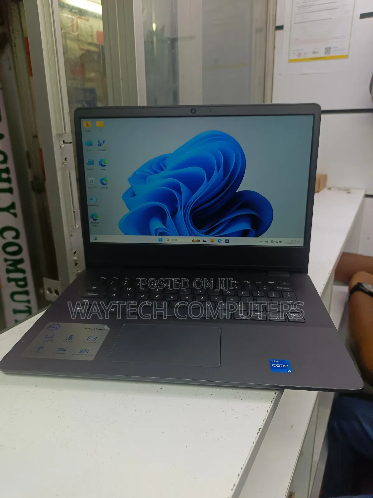 Laptop Dell Vostro 14 3000 16GB Intel Core I5 SSD 512GB