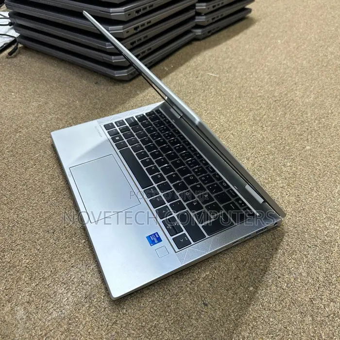 Laptop HP EliteBook 830 G8 32GB Intel Core i7 SSD 512GB