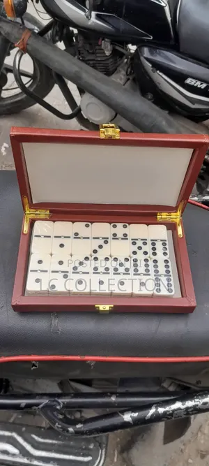 Dominoes Game