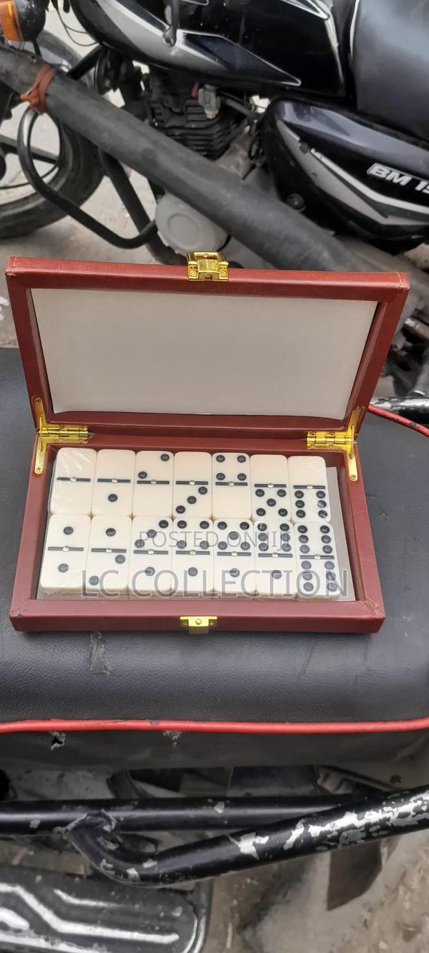 Dominoes Game - thumbnail 4