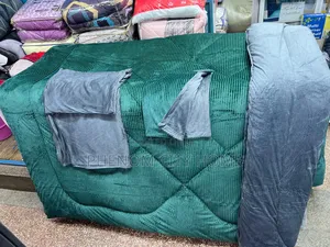 Juangle Green and Brown Velvet Duvet Sets